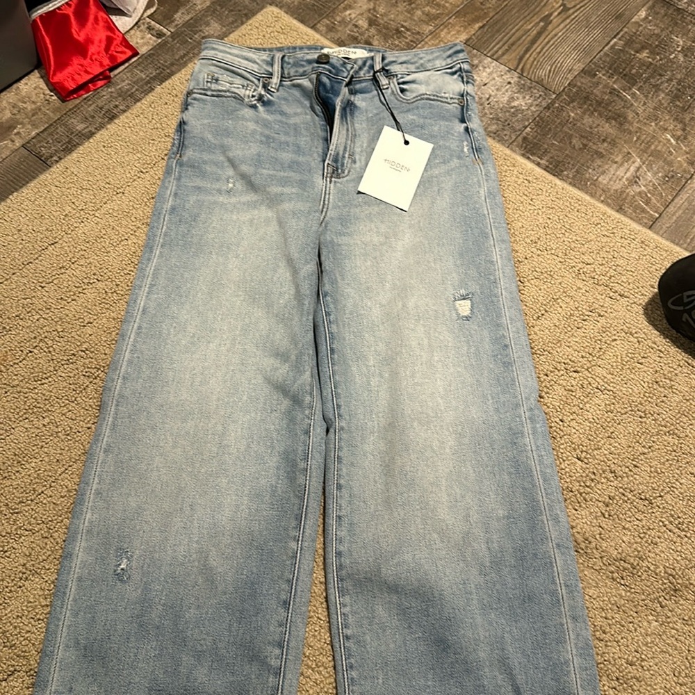 Hidden wide leg jeans